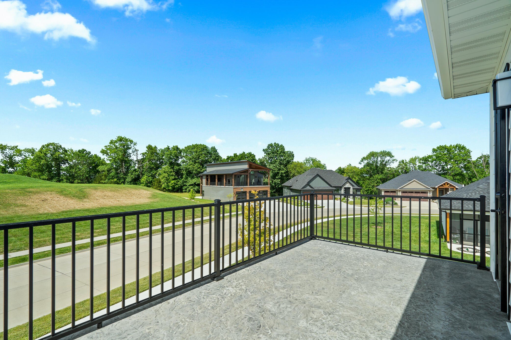 COLUMBIA, Missouri, 65203, United States, 3 Bedrooms Bedrooms, ,3 BathroomsBathrooms,Residential,For Sale,1870276