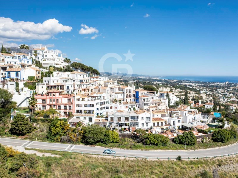 Benahavís, Andalusia, ES, 5 Bedrooms Bedrooms, ,4 BathroomsBathrooms,Residential,For Sale,1804901