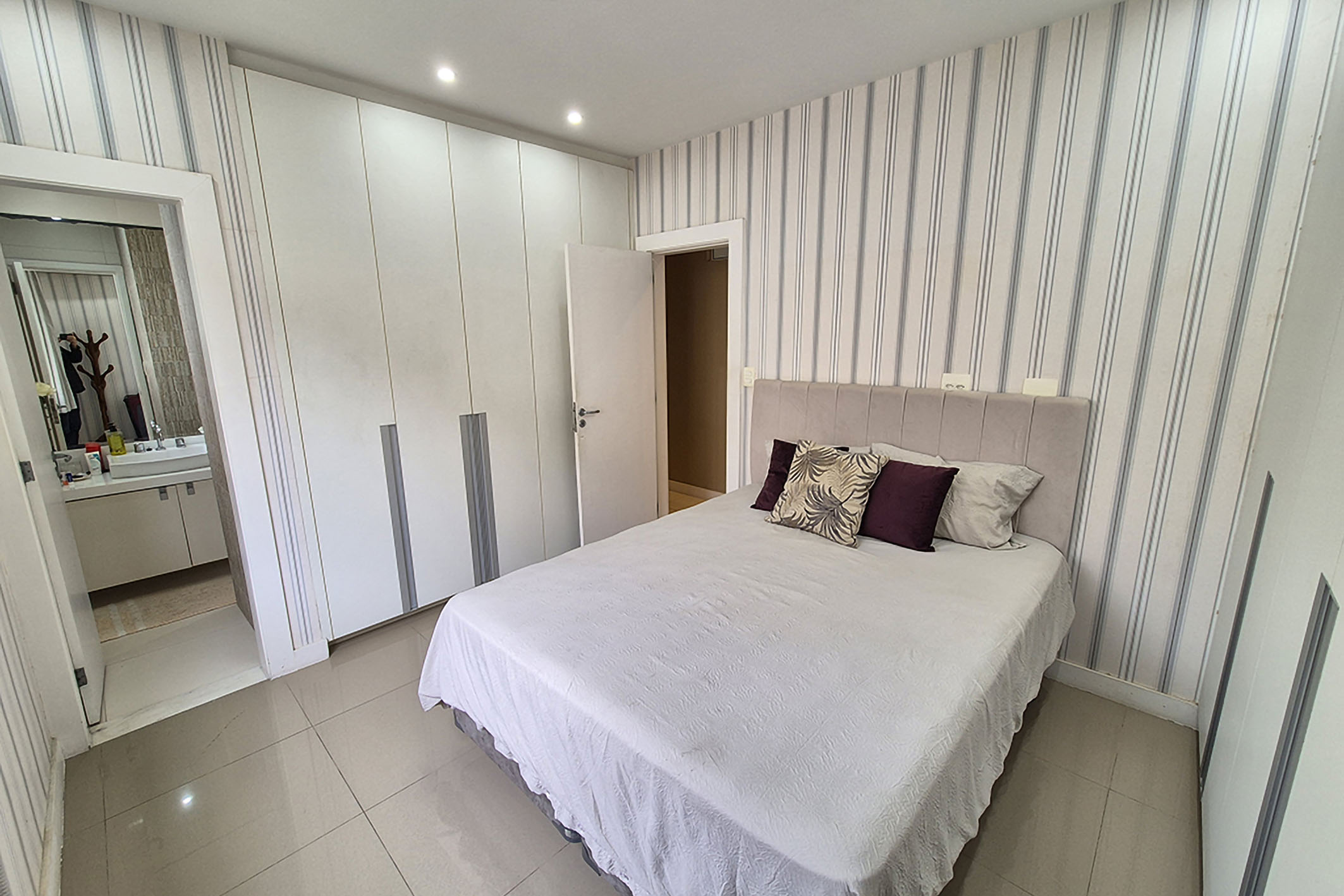  Renovated apartment with three suites on a high floor in Posto 5 - 物件實景