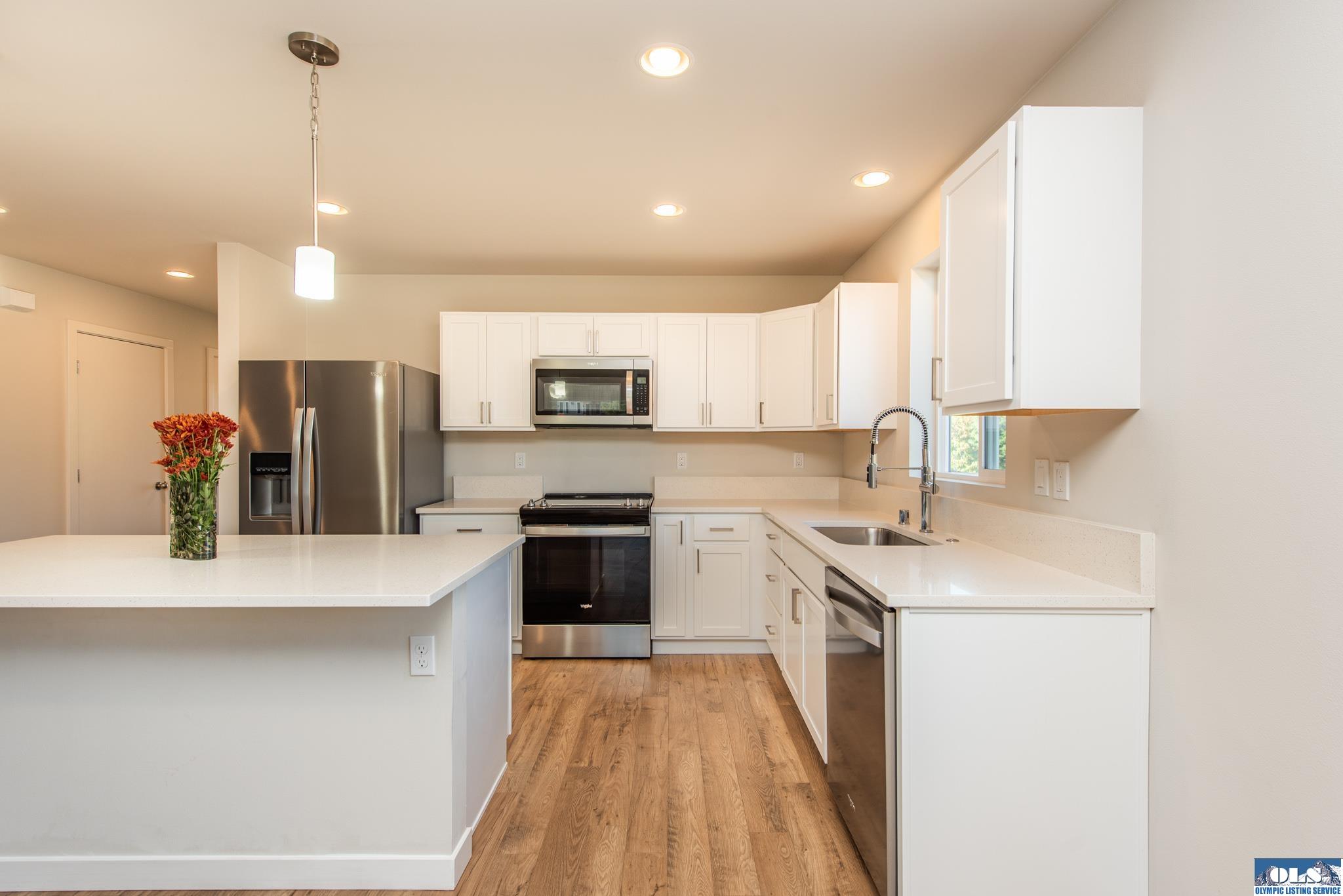 Port Angeles, Washington, 98362, United States, 3 Bedrooms Bedrooms, ,2 BathroomsBathrooms,Residential,For Sale,1964225