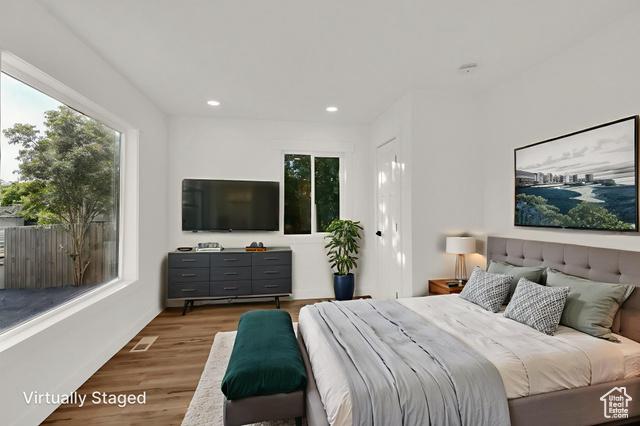 Murray, Utah, 84107, United States, 5 Bedrooms Bedrooms, ,3 BathroomsBathrooms,Residential,For Sale,2009099