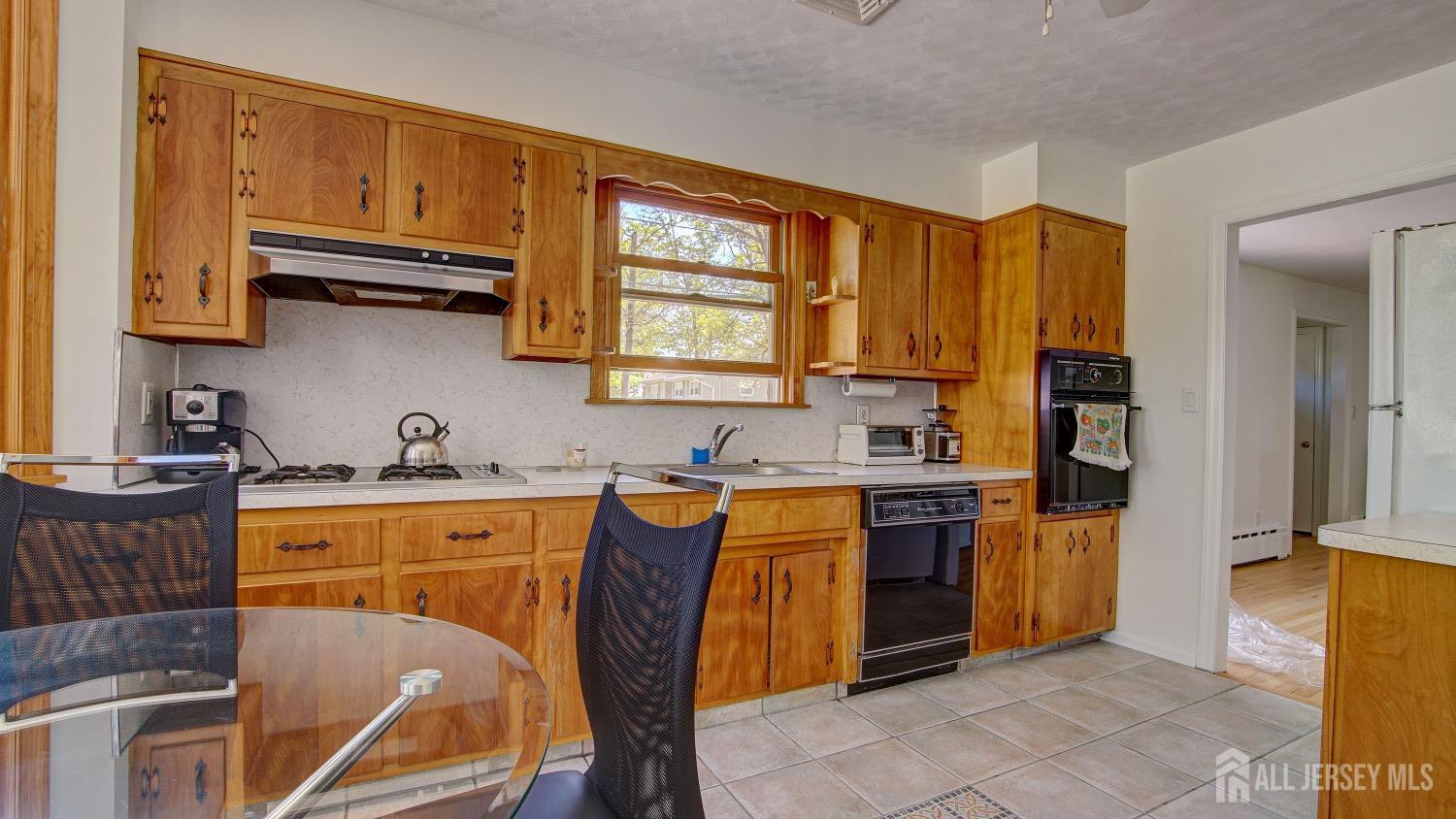 East Brunswick, New Jersey, 08816, United States, 3 Bedrooms Bedrooms, ,1 BathroomBathrooms,Residential,For Sale,1794139