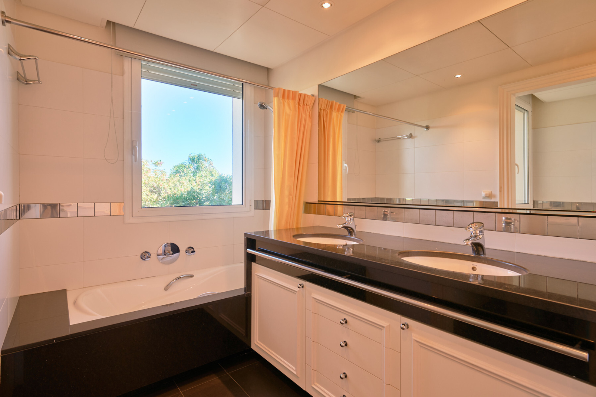  Exceptional Mediterranean Luxury Home - 物件實景