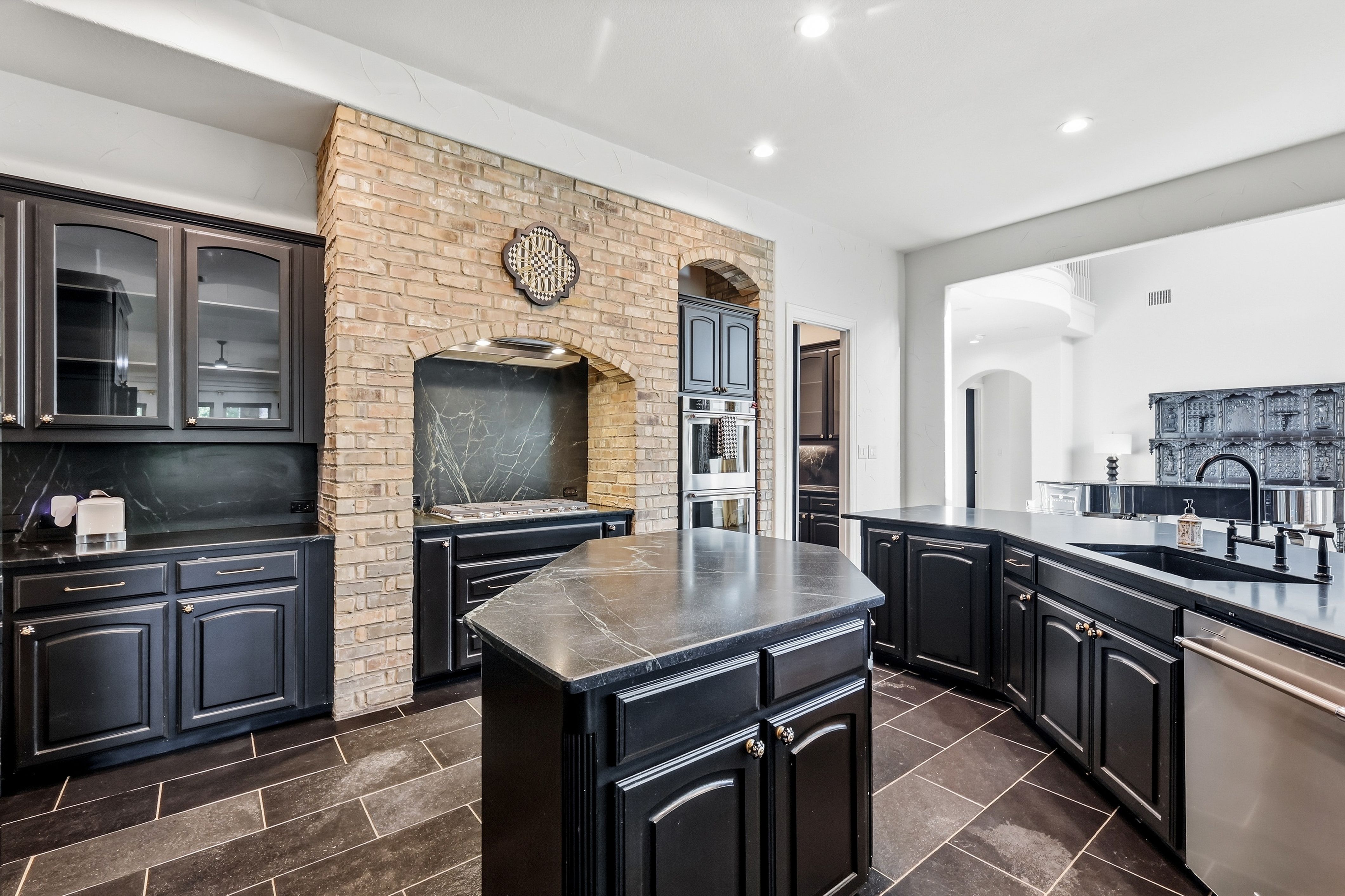  3503 Sarah Springs Trail, Flower Mound, TX, 75022 - 物件實景