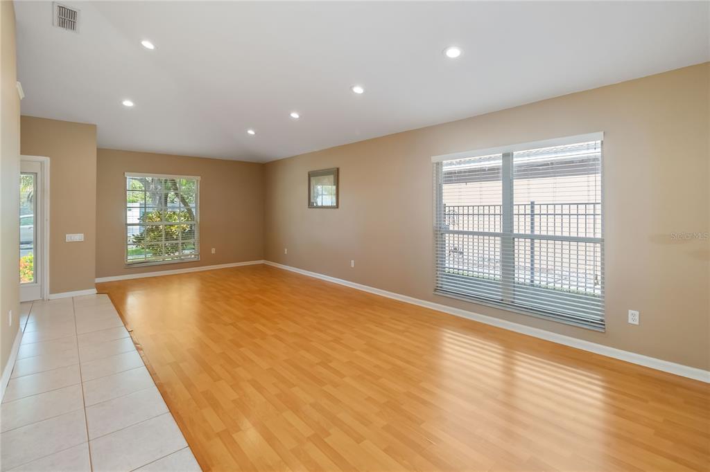 Orlando, Florida, 32819, United States, 4 Bedrooms Bedrooms, ,2 BathroomsBathrooms,Residential,For Sale,1911338