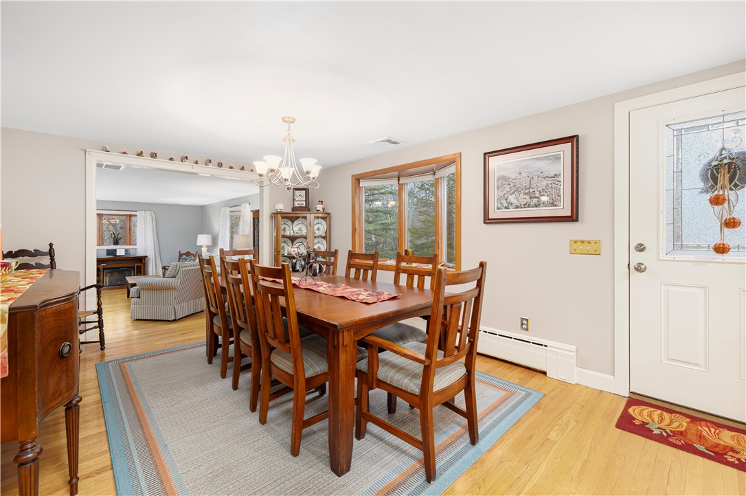 Cranston, Rhode Island, 02921, United States, 4 Bedrooms Bedrooms, ,3 BathroomsBathrooms,Residential,For Sale,1787177