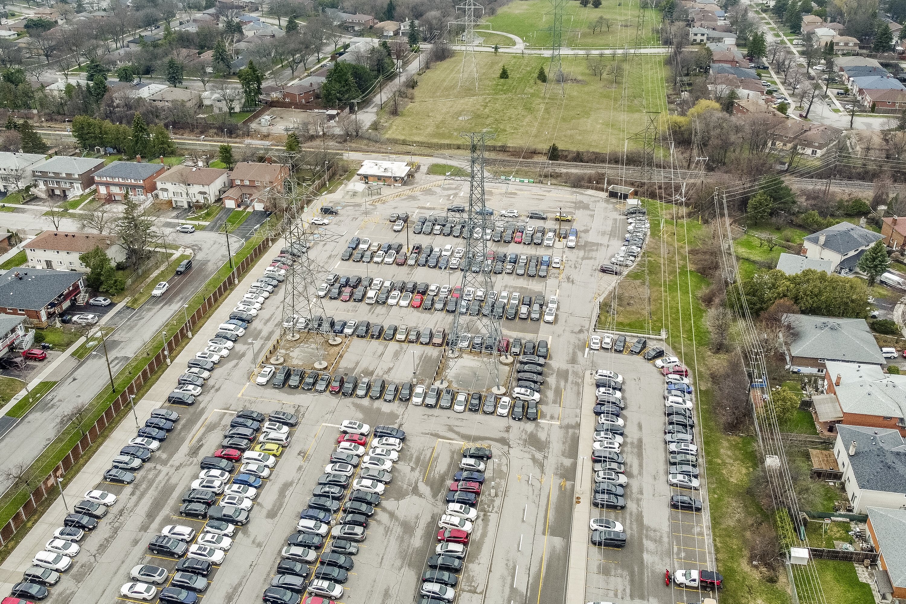  Hillcrest Village - 物件實景