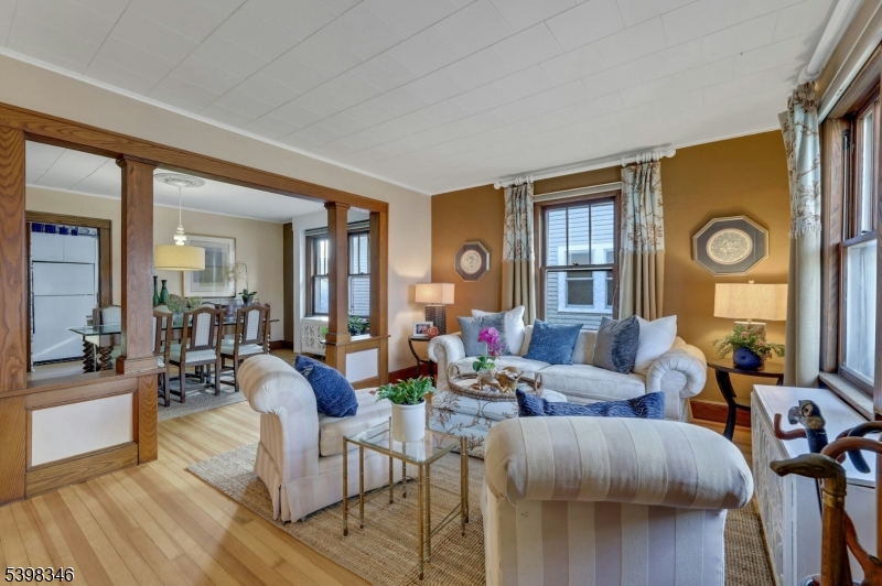 Hawthorne Boro, New Jersey, 07506, United States, 4 Bedrooms Bedrooms, ,2 BathroomsBathrooms,Residential,For Sale,1997241