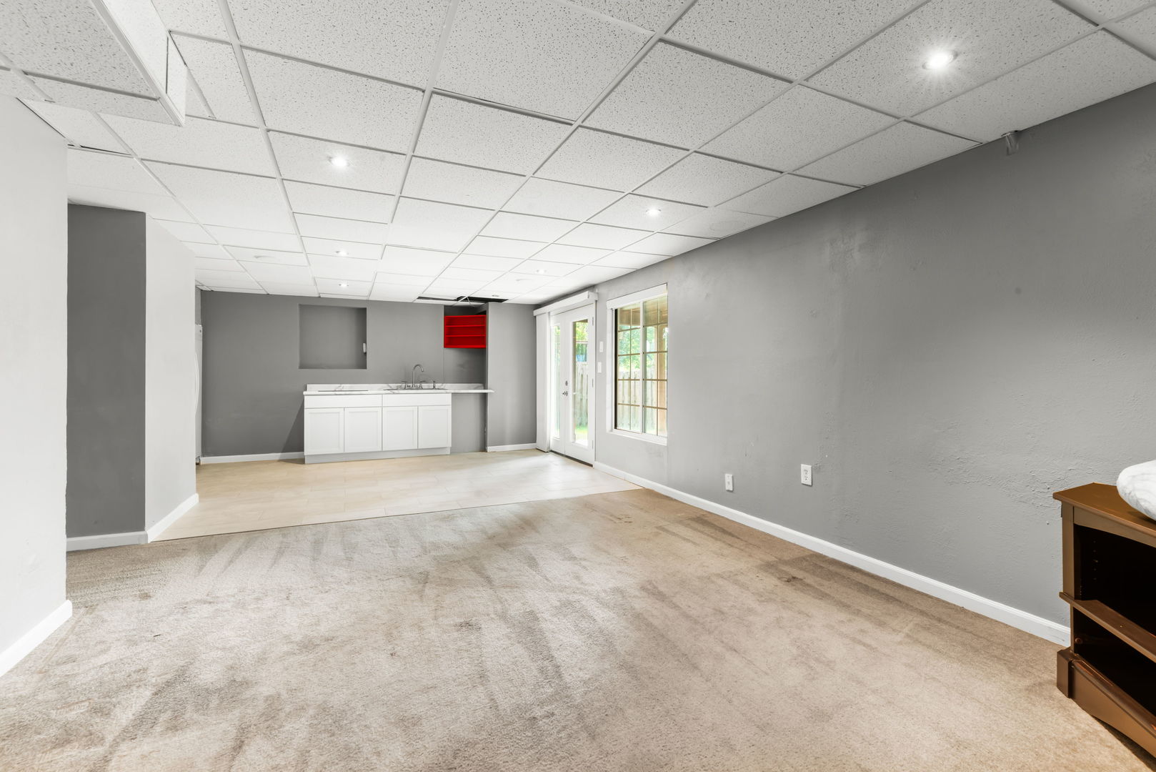 Carol Stream, Illinois, 60188, United States, 4 Bedrooms Bedrooms, ,4 BathroomsBathrooms,Residential,For Sale,1903494