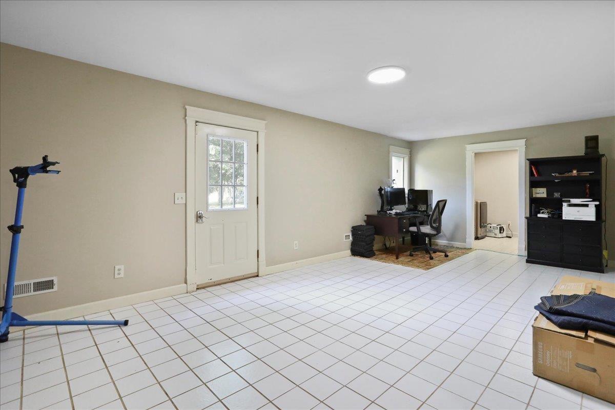 Mcgaheysville, Virginia, 22840, United States, 4 Bedrooms Bedrooms, ,4 BathroomsBathrooms,Residential,For Sale,1877155