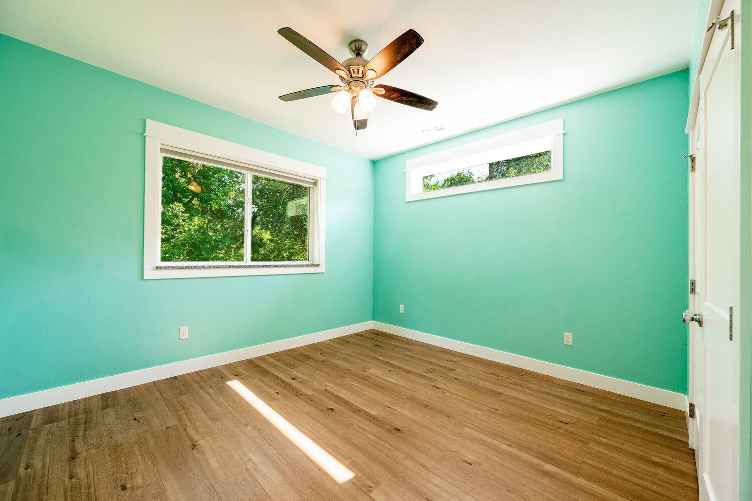 Sheridan, Wyoming, 82801, United States, 4 Bedrooms Bedrooms, ,3 BathroomsBathrooms,Residential,For Sale,1978363