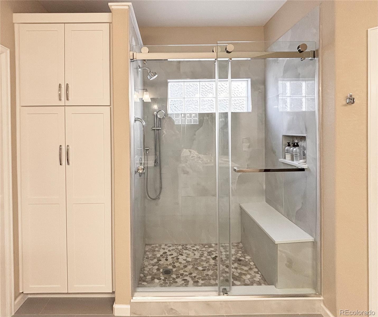 Arvada, Colorado, 80004, United States, 4 Bedrooms Bedrooms, ,2 BathroomsBathrooms,Residential,For Sale,1984422