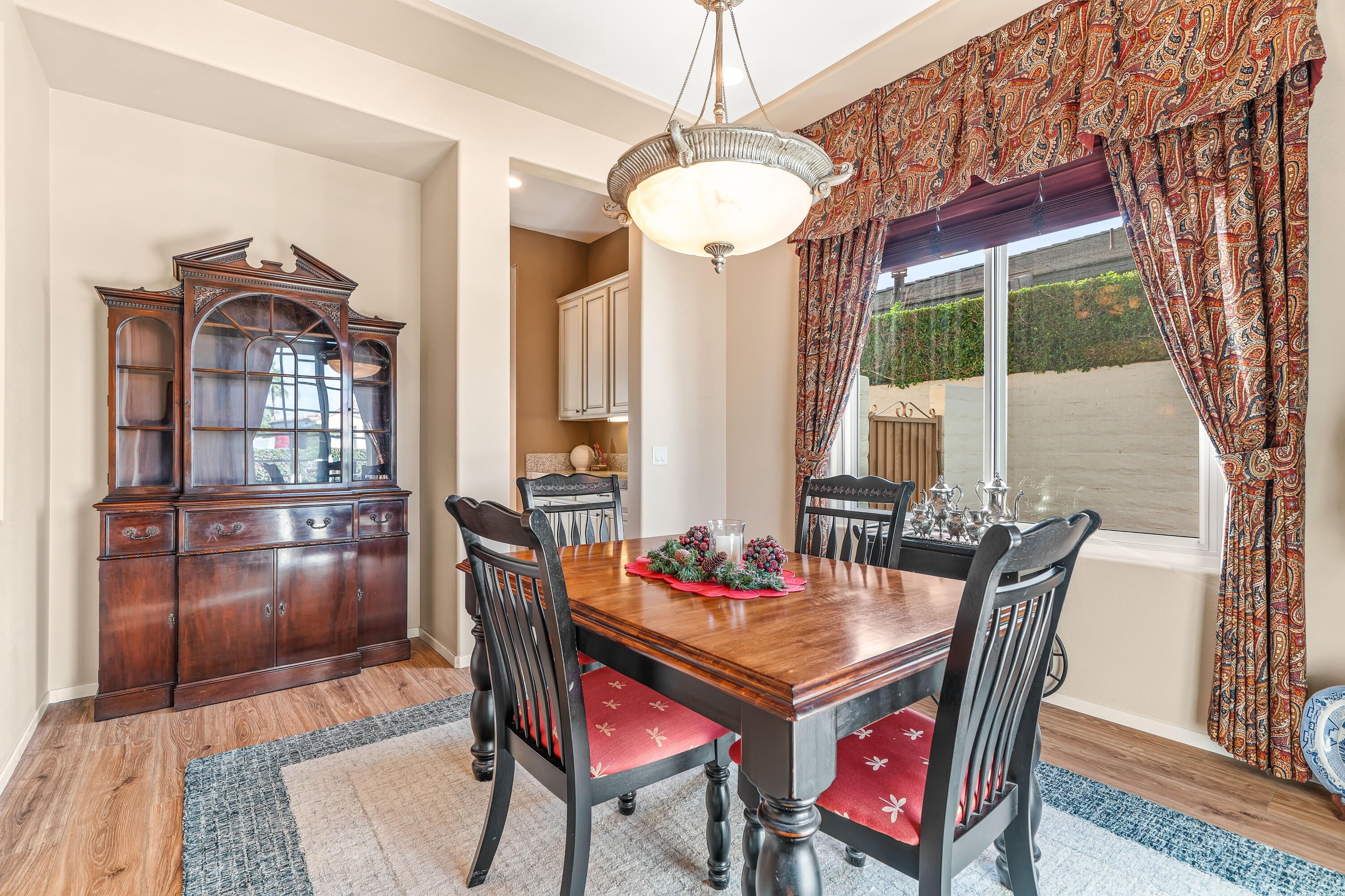 Rancho Mirage, California, 92270, United States, 3 Bedrooms Bedrooms, ,2 BathroomsBathrooms,Residential,For Sale,1991194