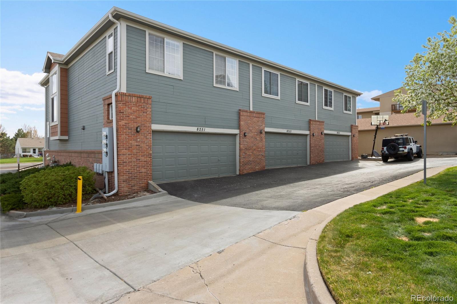 Arvada, Colorado, 80002, United States, 3 Bedrooms Bedrooms, ,3 BathroomsBathrooms,Residential,For Sale,1785067