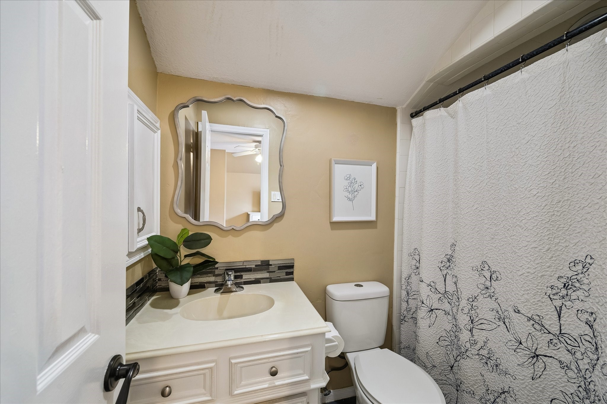  2919 Forest Garden Drive - 物件實景