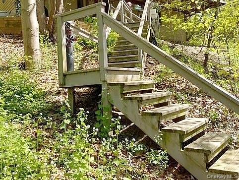 New Paltz, New York, 12561, United States, 3 Bedrooms Bedrooms, ,3 BathroomsBathrooms,Residential,For Sale,1975428