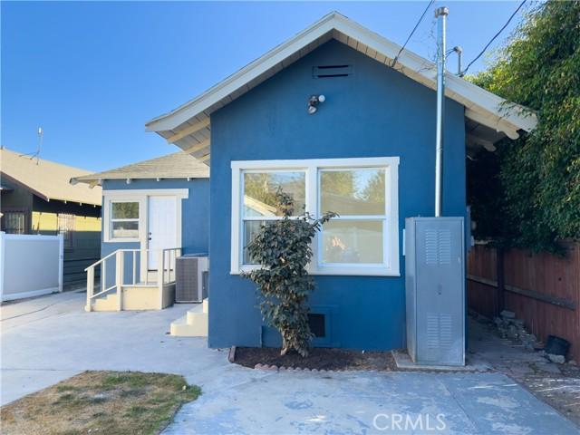 Los Angeles, California, 90018, United States, 4 Bedrooms Bedrooms, ,2 BathroomsBathrooms,Residential,For Sale,1977916