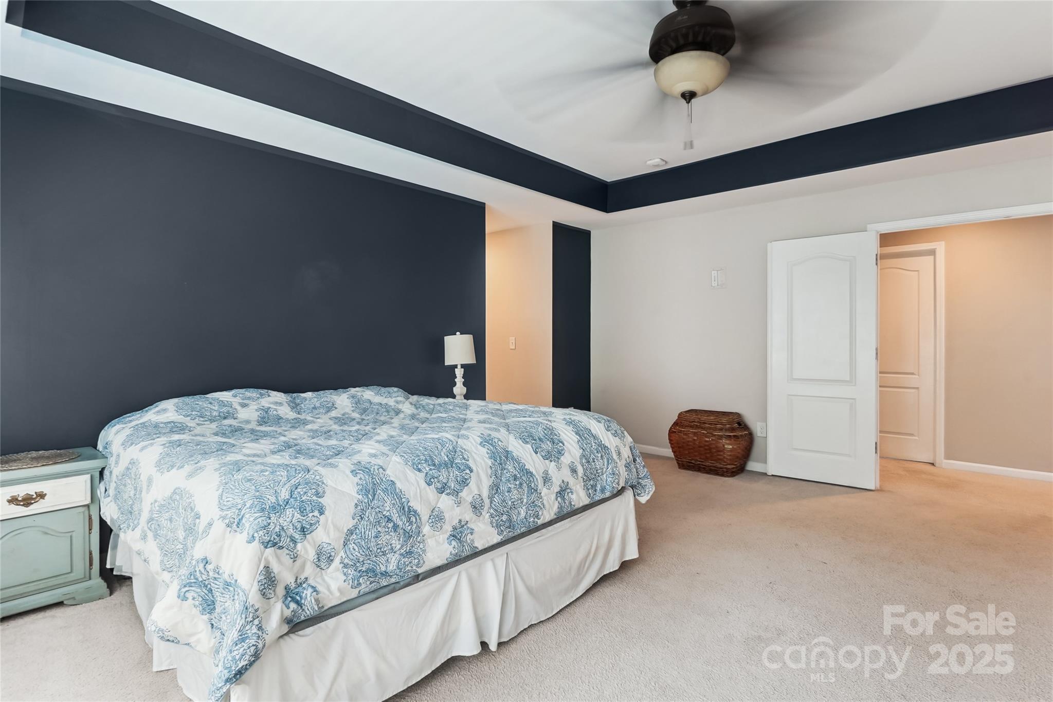 Lancaster, South Carolina, 29720, United States, 5 Bedrooms Bedrooms, ,4 BathroomsBathrooms,Residential,For Sale,1885267