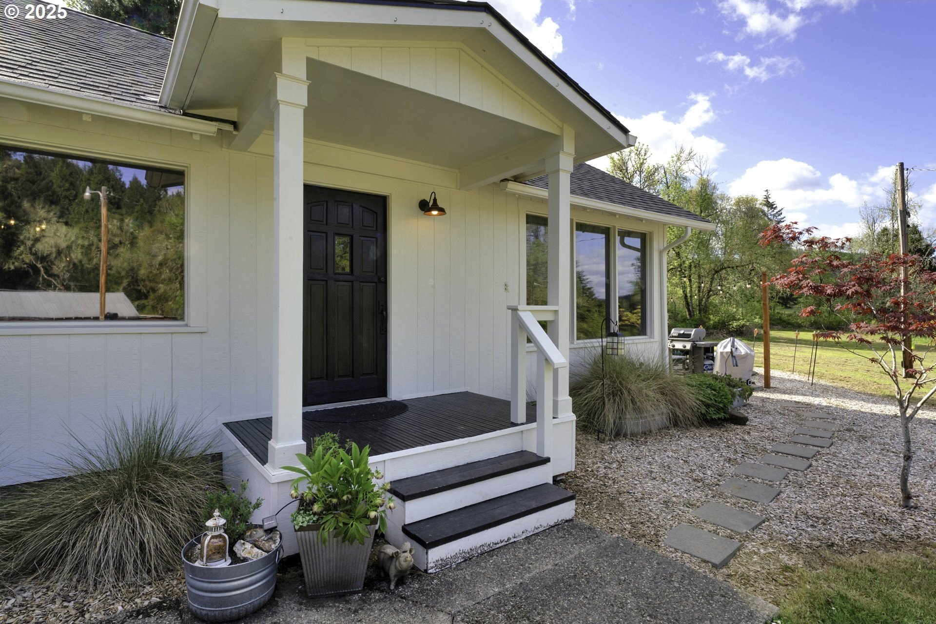Roseburg, Oregon, 97471, United States, 3 Bedrooms Bedrooms, ,2 BathroomsBathrooms,Residential,For Sale,1793843