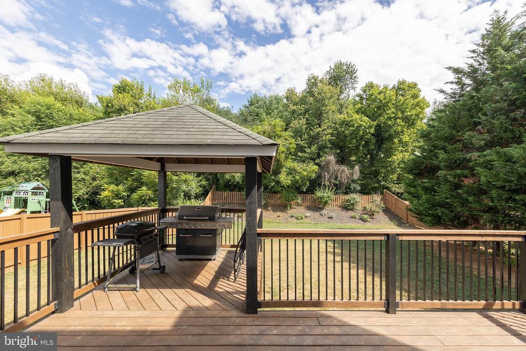 Winchester, Virginia, 22601, United States, 3 Bedrooms Bedrooms, ,2 BathroomsBathrooms,Residential,For Sale,1918203
