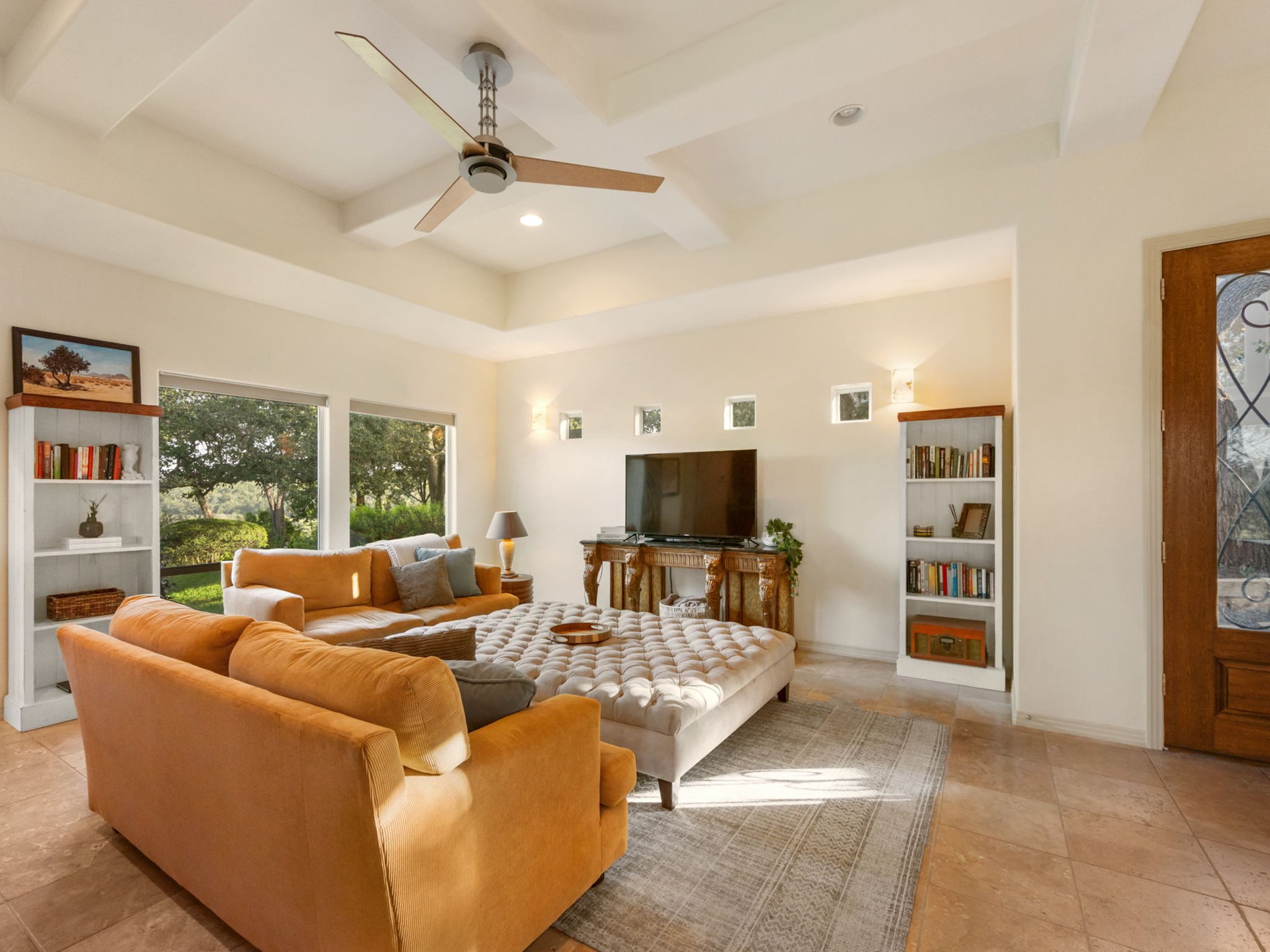  Private 2+ Acre Barton Creek Estate with Hill Country Views, Pool & Guest House - 物件實景