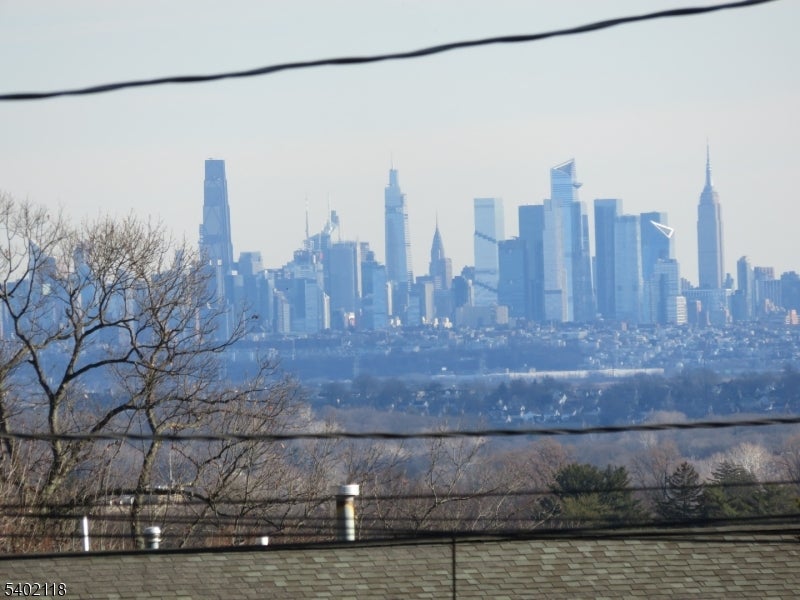 West Orange Twp., New Jersey, 07052, United States, 4 Bedrooms Bedrooms, ,3 BathroomsBathrooms,Residential,For Sale,2005893