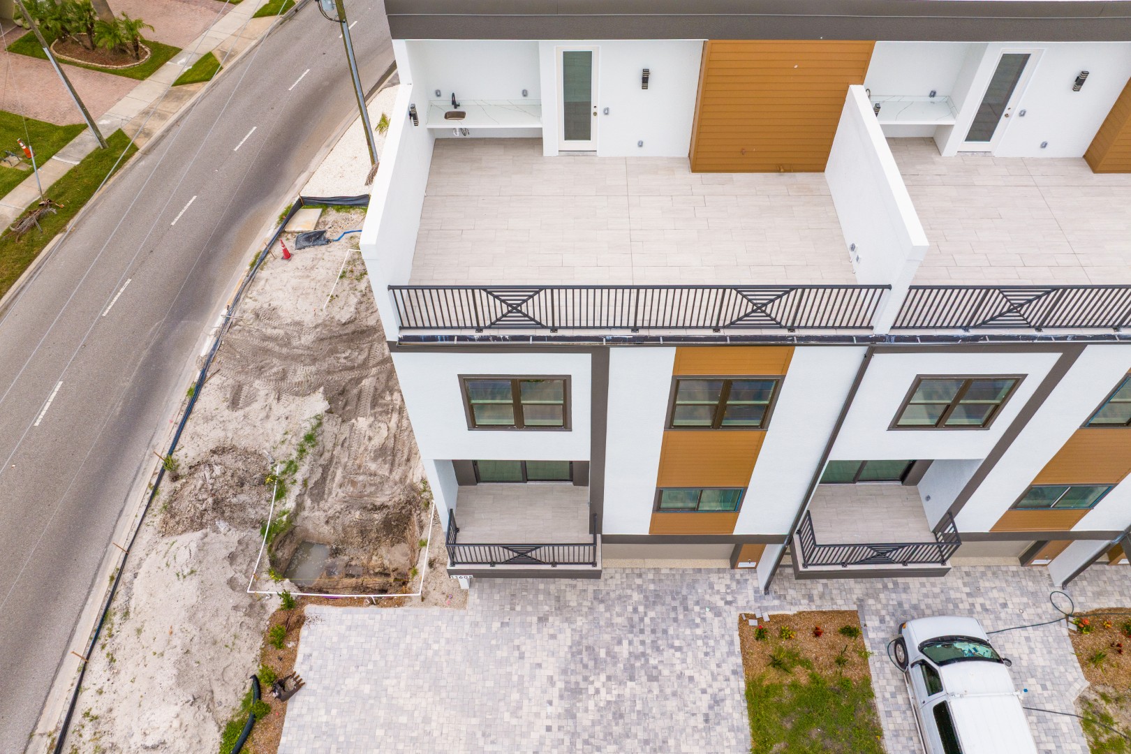 Treasure Island, Florida, 33706, United States, 5 Bedrooms Bedrooms, ,4 BathroomsBathrooms,Residential,For Sale,1888814