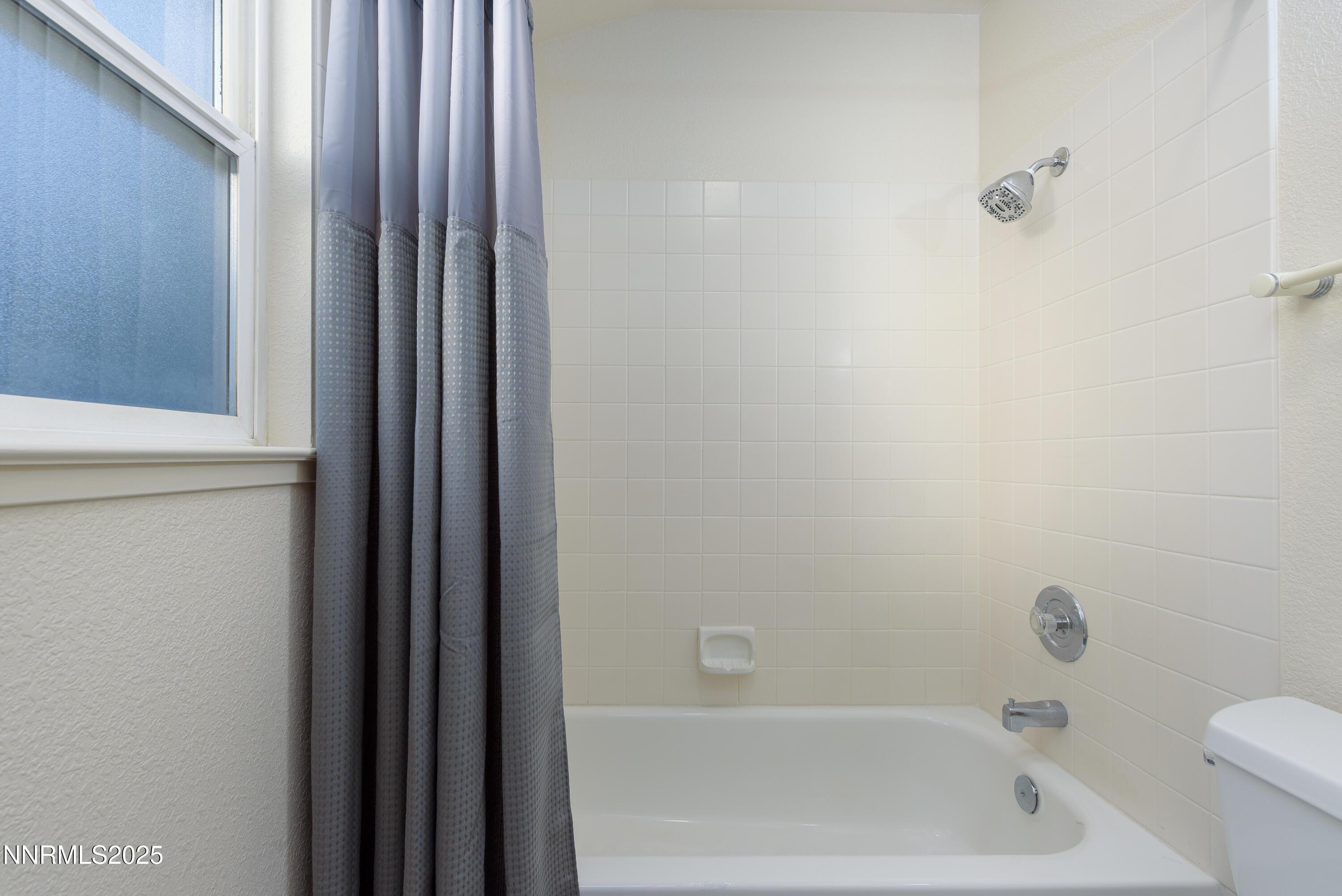 Carson City, Nevada, 89701, United States, 3 Bedrooms Bedrooms, ,3 BathroomsBathrooms,Residential,For Sale,1995590