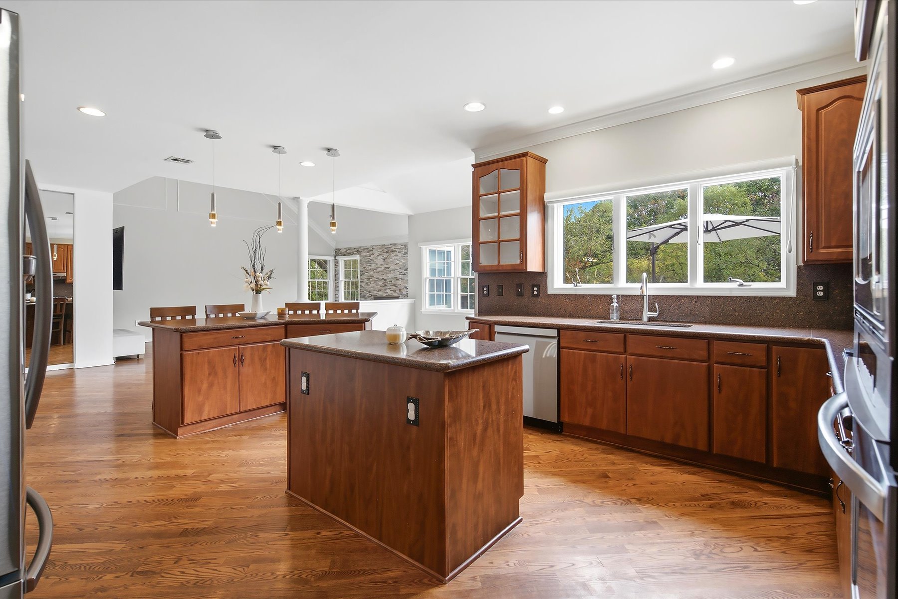  221 Verdant Court - 物件實景