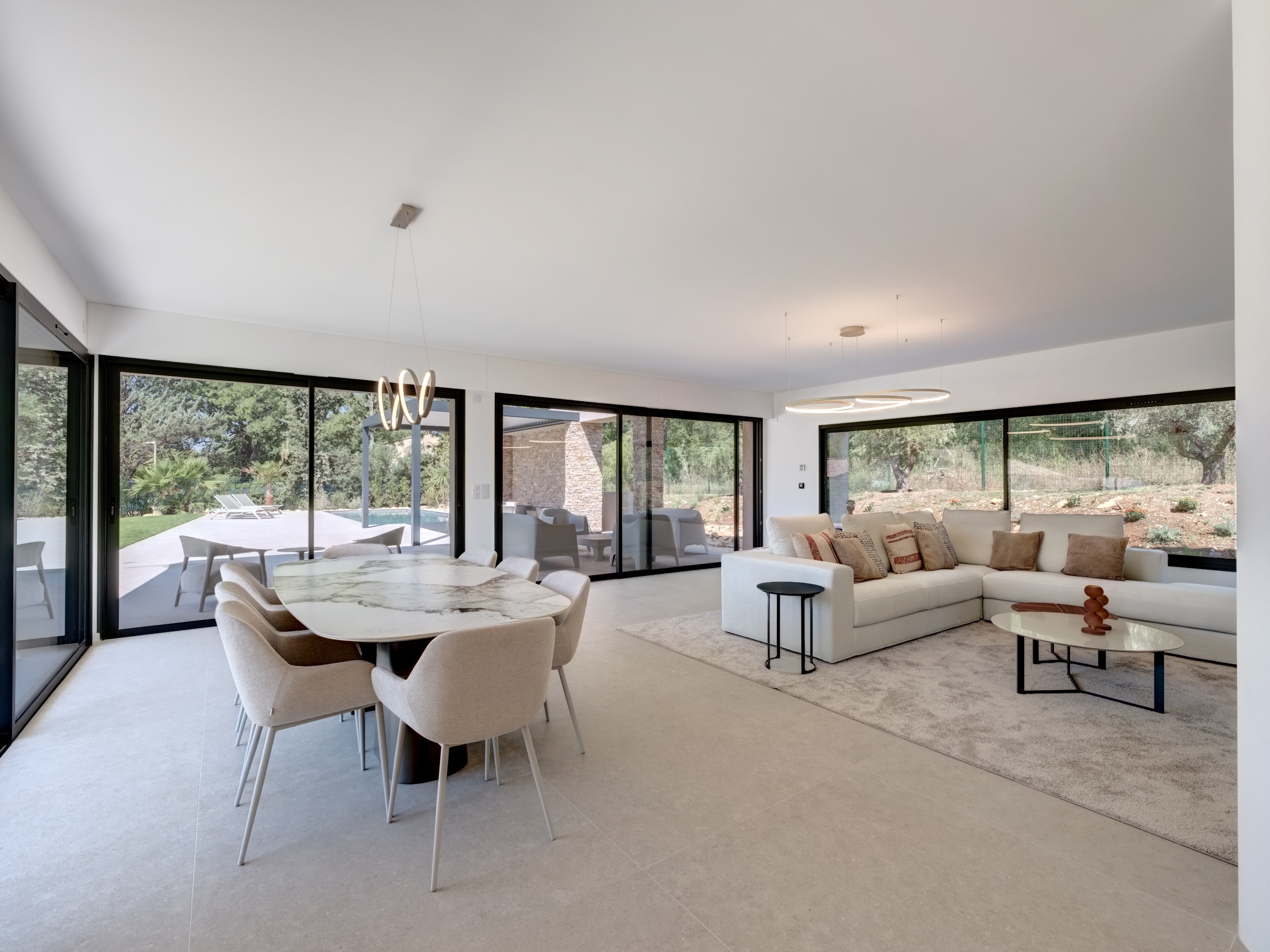  Tourrettes Terre Blanche villa 240 sqm golf estate pool furnished land 1866 sqm - 物件實景
