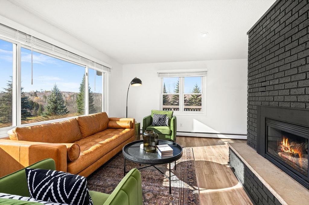 Duluth, Minnesota, 55803, United States, 4 Bedrooms Bedrooms, ,1 BathroomBathrooms,Residential,For Sale,1987307