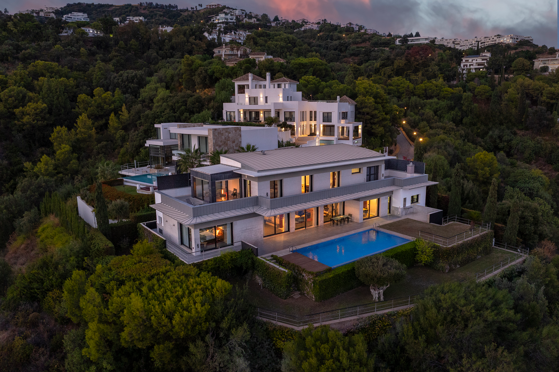  A modernist villa with captivating panoramic views - 物件實景
