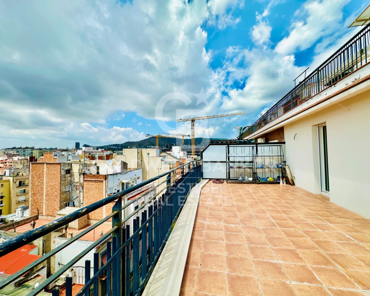 Barcelona, Catalonia, ES, 3 Bedrooms Bedrooms, ,2 BathroomsBathrooms,Residential,For Sale,1949795