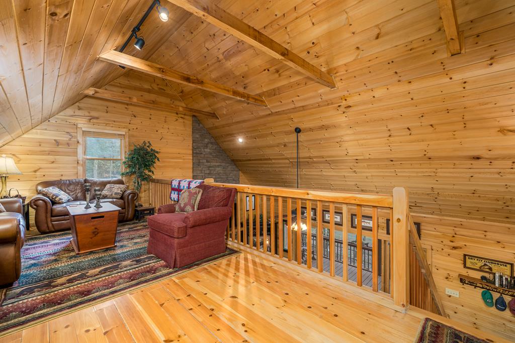 Ellijay, Georgia, 30540, United States, 3 Bedrooms Bedrooms, ,2 BathroomsBathrooms,Residential,For Sale,1972067