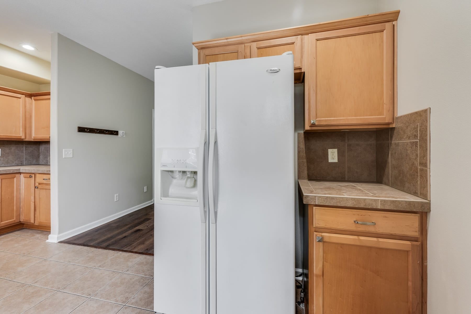  2106 CHARLIE CT Forest Grove, OR 97116 - 物件實景