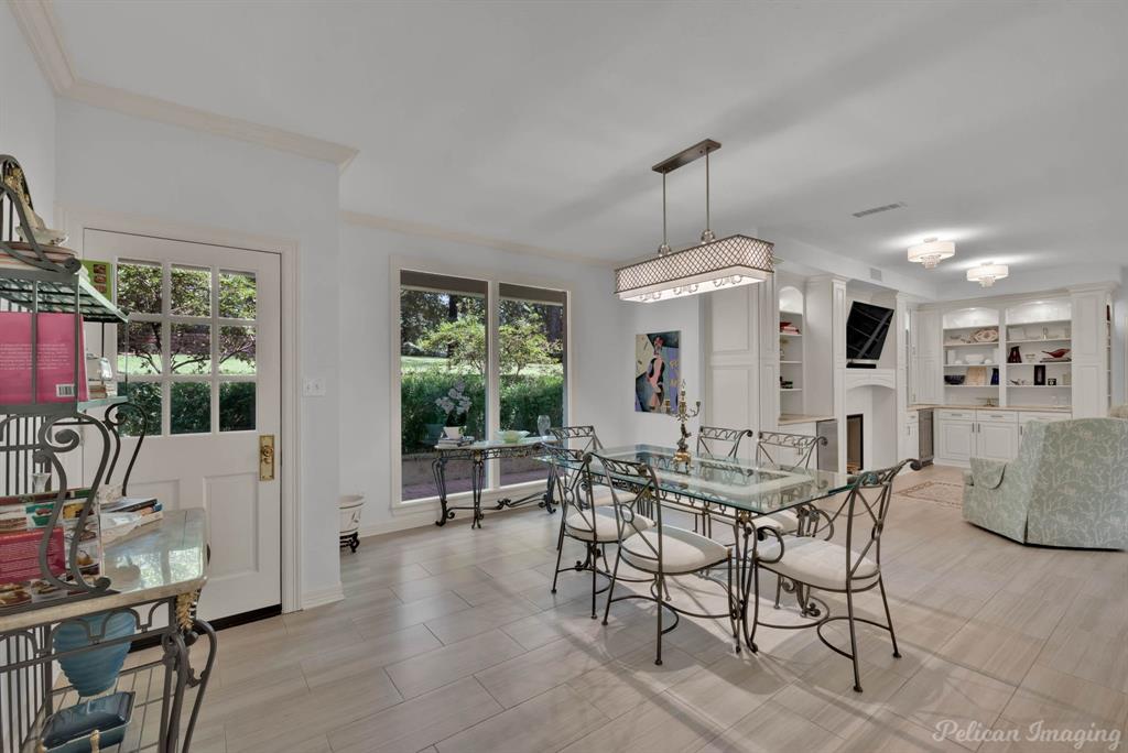 Shreveport, Louisiana, 71106, United States, 5 Bedrooms Bedrooms, ,6 BathroomsBathrooms,Residential,For Sale,1942292