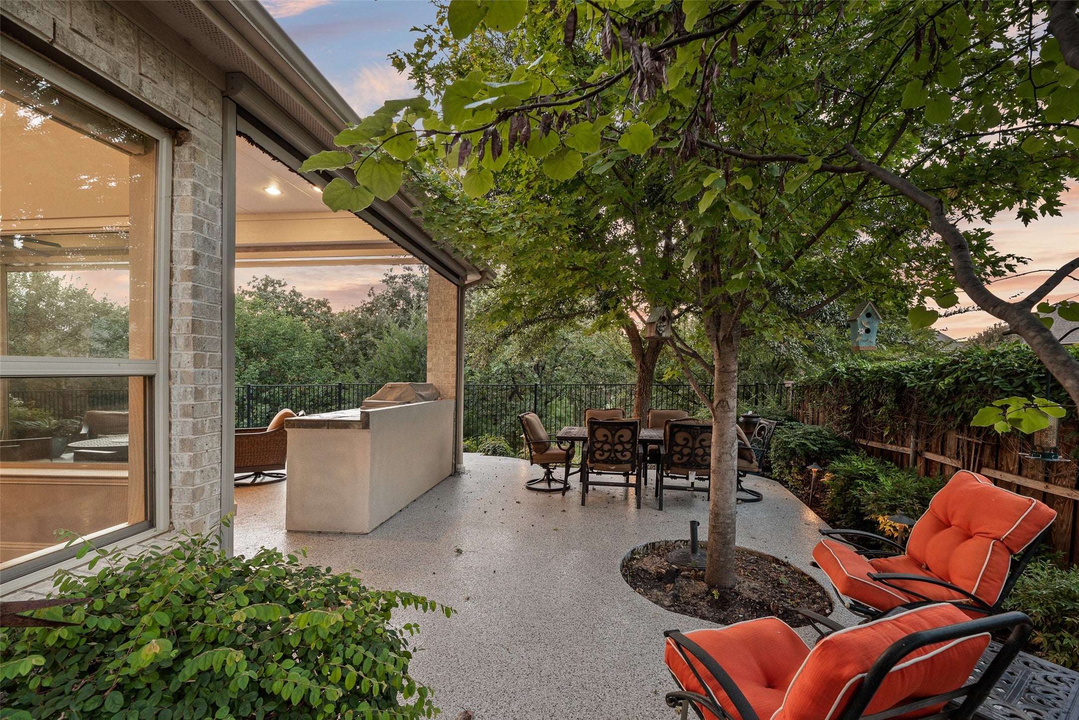 Colleyville, Texas, 76034, United States, 4 Bedrooms Bedrooms, ,5 BathroomsBathrooms,Residential,For Sale,1983129