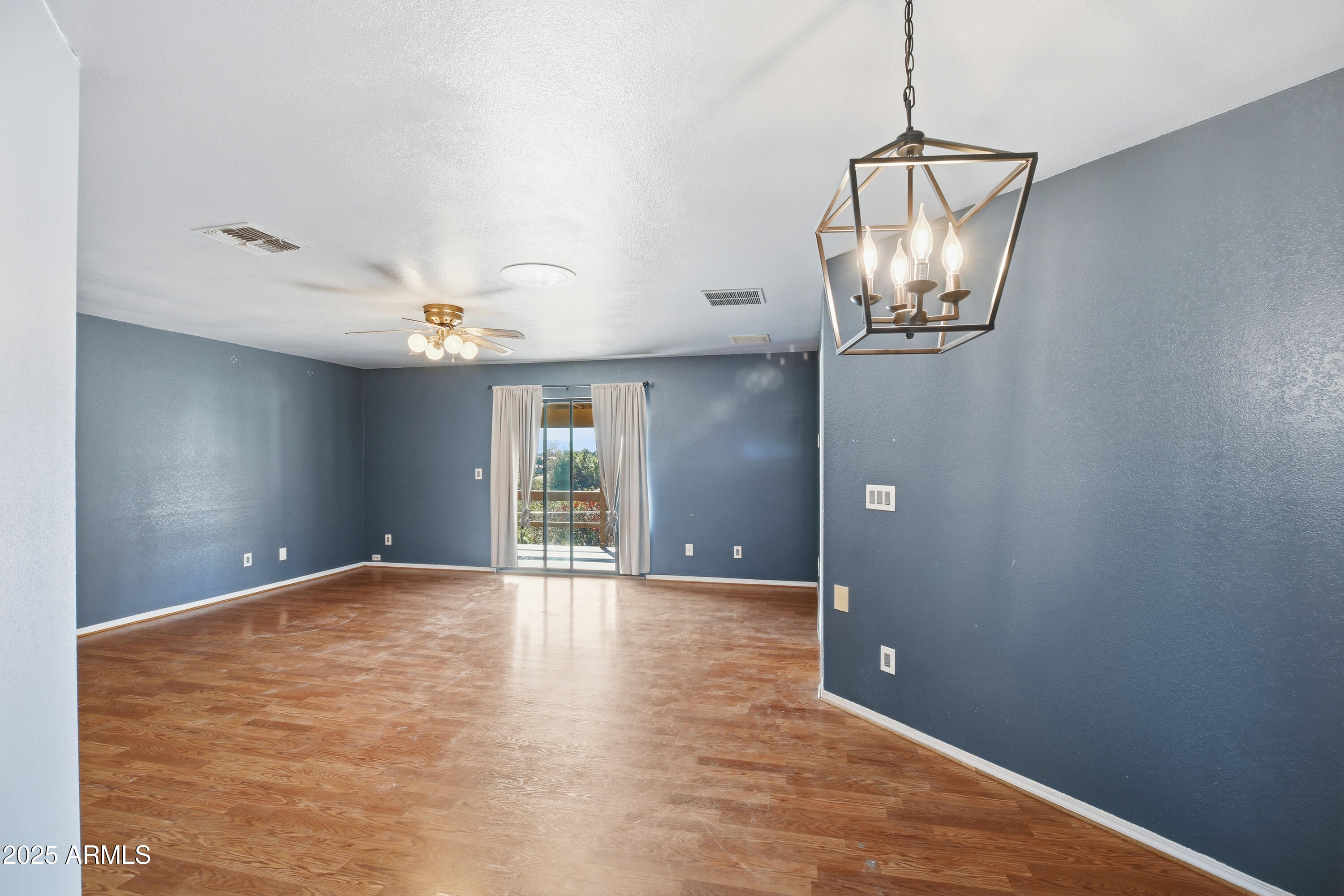 Cottonwood, Arizona, 86326, United States, 3 Bedrooms Bedrooms, ,2 BathroomsBathrooms,Residential,For Sale,1991940