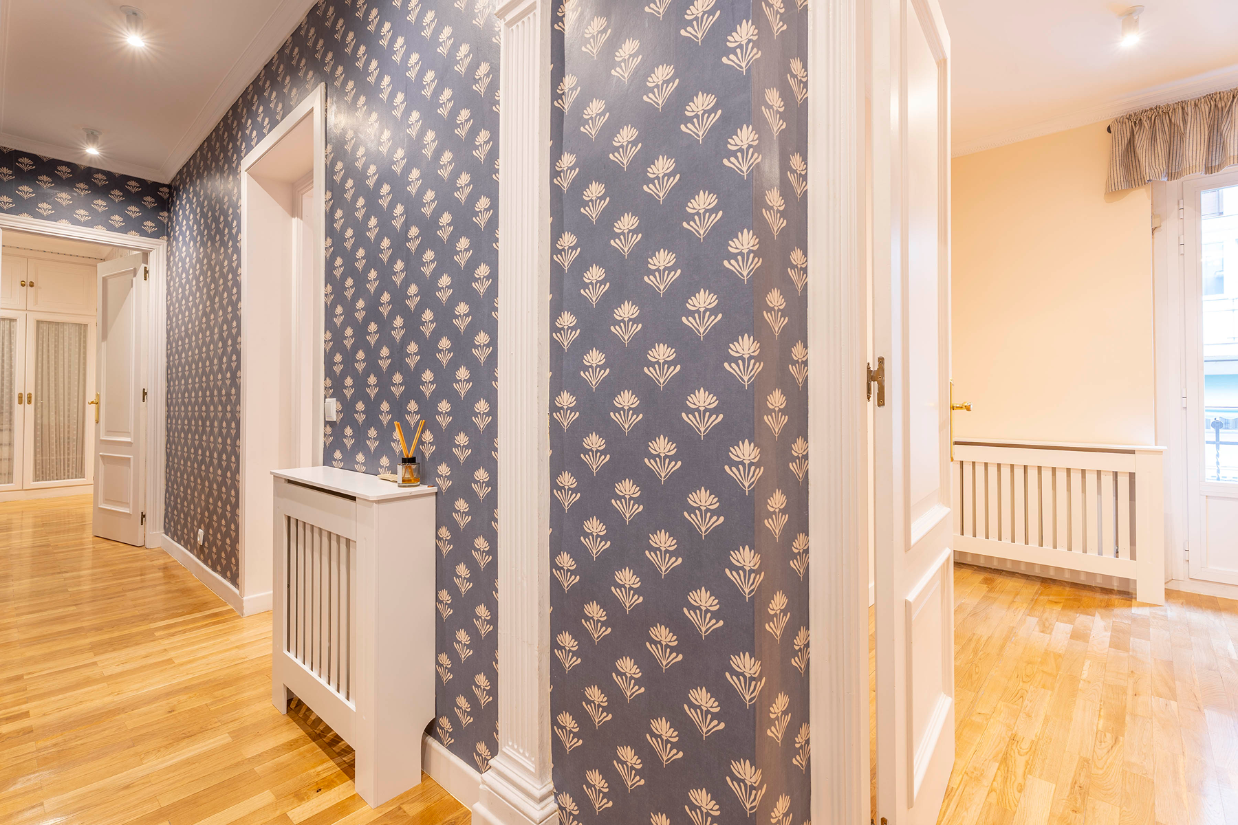  Renovated Flat with Balconies in Trafalgar, Chamberí, Madrid - 物件實景