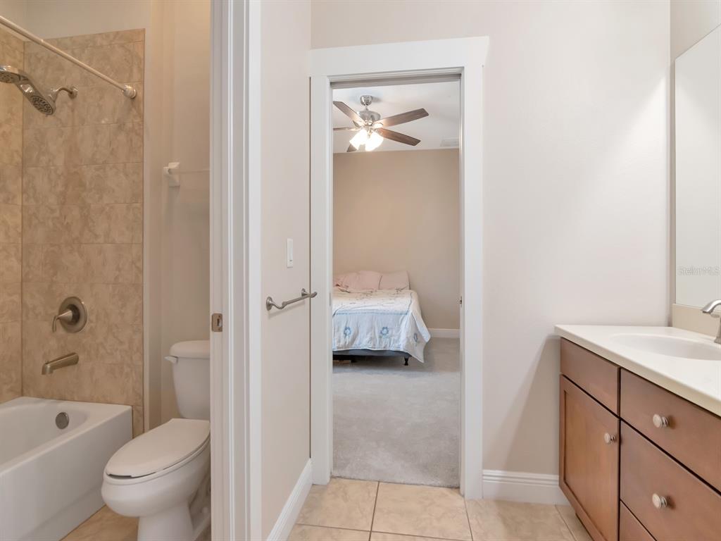 Tampa, Florida, 33629, United States, 5 Bedrooms Bedrooms, ,4 BathroomsBathrooms,Residential,For Sale,1941036