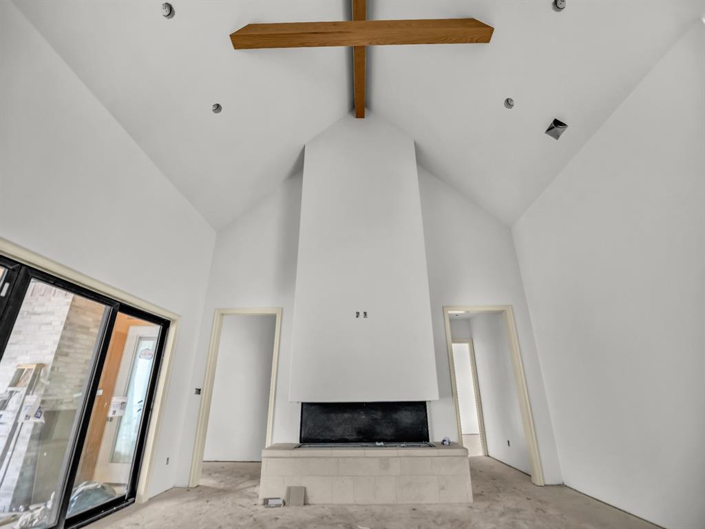 Weatherford, Texas, 76087, United States, 5 Bedrooms Bedrooms, ,6 BathroomsBathrooms,Residential,For Sale,2014526