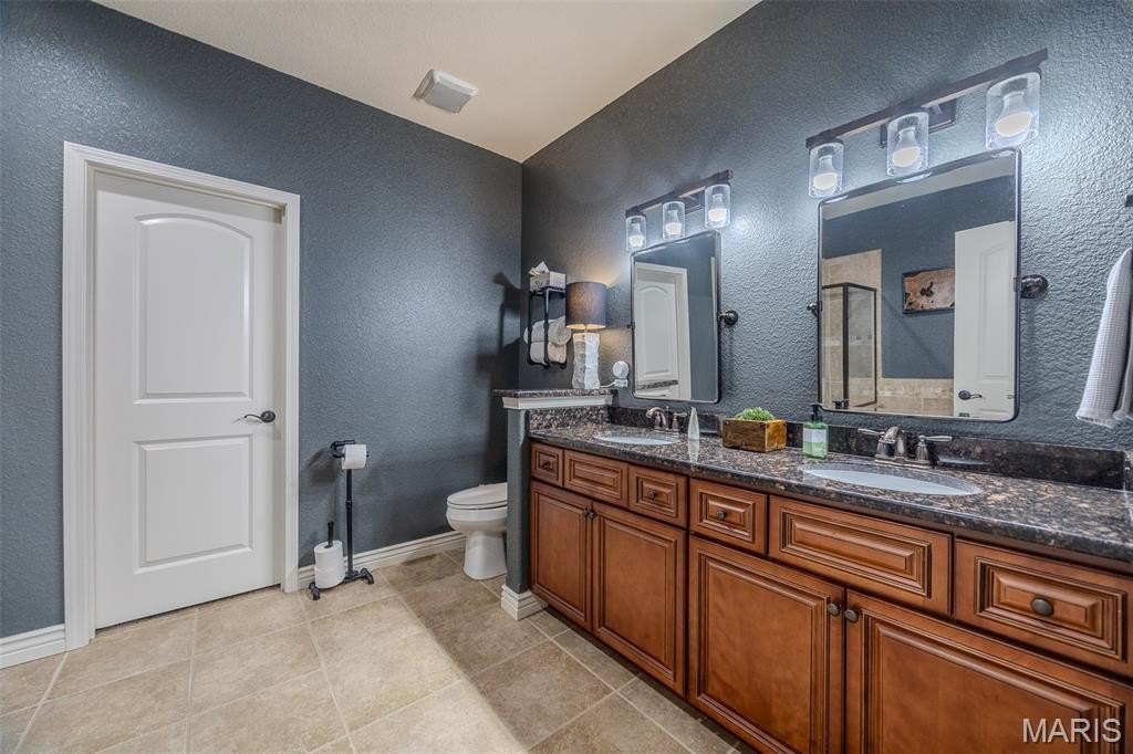 Camdenton, Missouri, 65020, United States, 3 Bedrooms Bedrooms, ,3 BathroomsBathrooms,Residential,For Sale,1989945