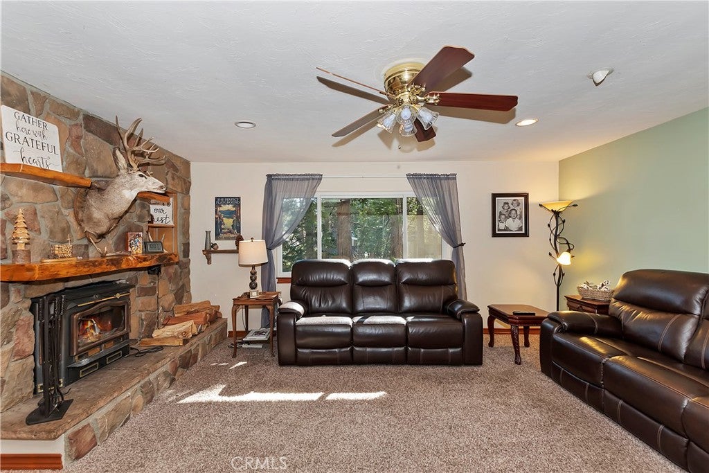 Lake Arrowhead, California, 92352, United States, 4 Bedrooms Bedrooms, ,3 BathroomsBathrooms,Residential,For Sale,1975175