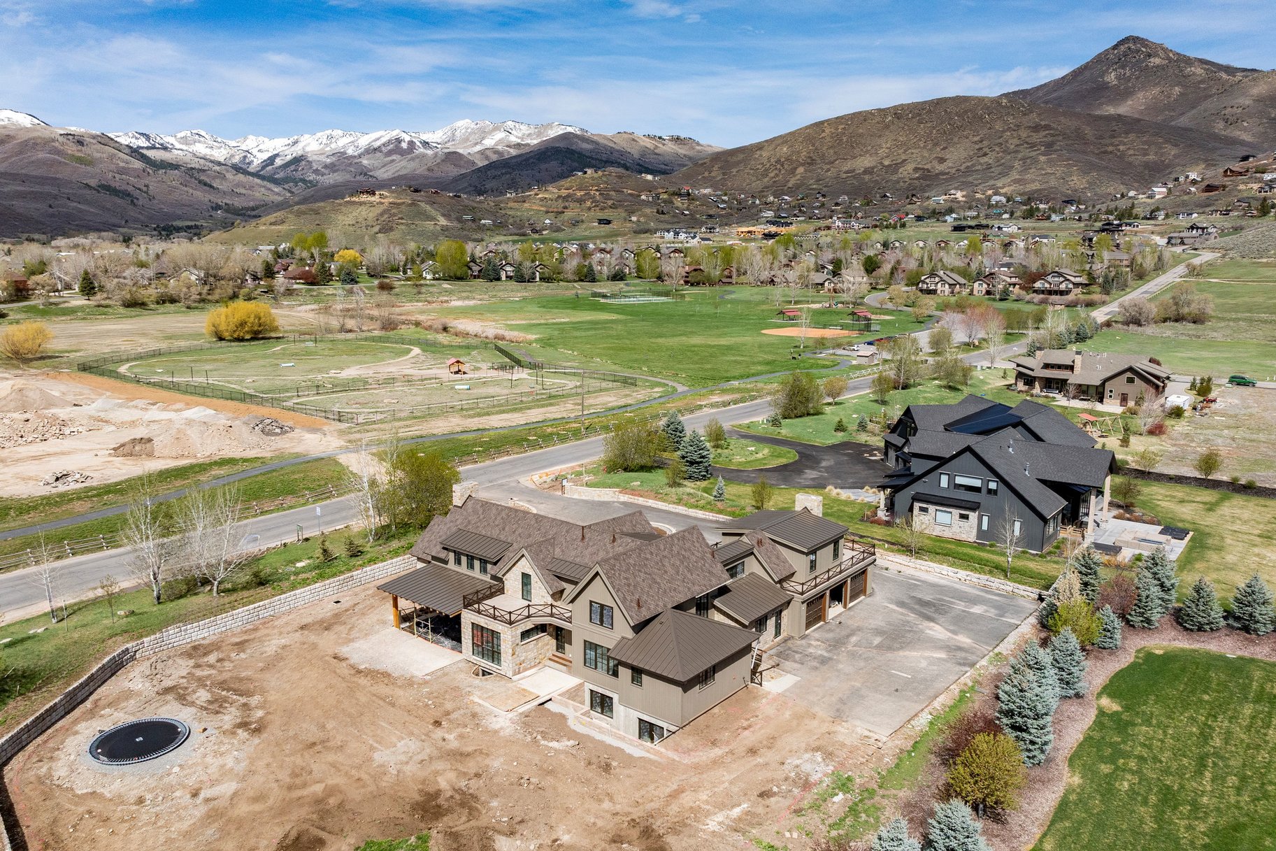  Stunning New Construction in Deer Ridge Estates - 物件實景