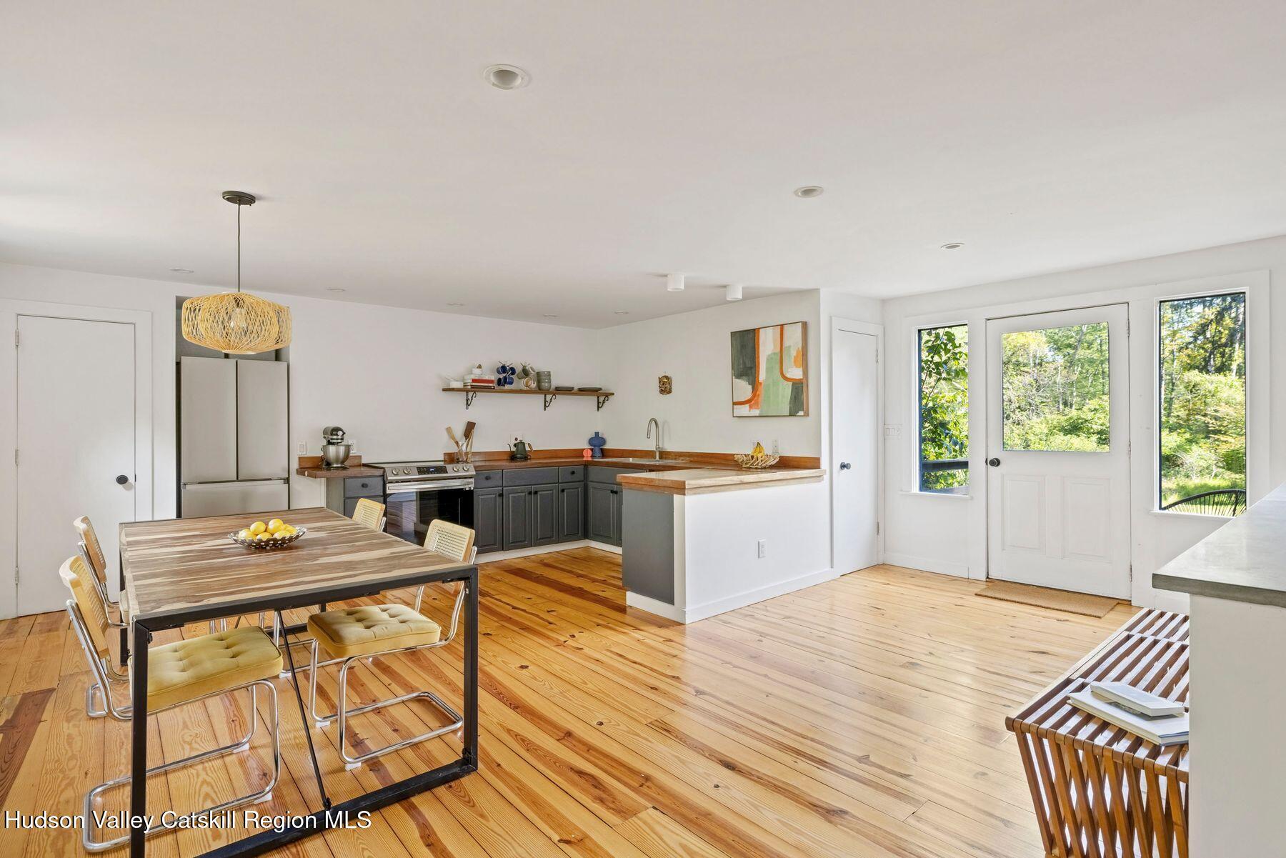 Woodstock, New York, 12409, United States, 2 Bedrooms Bedrooms, ,2 BathroomsBathrooms,Residential,For Sale,1949648