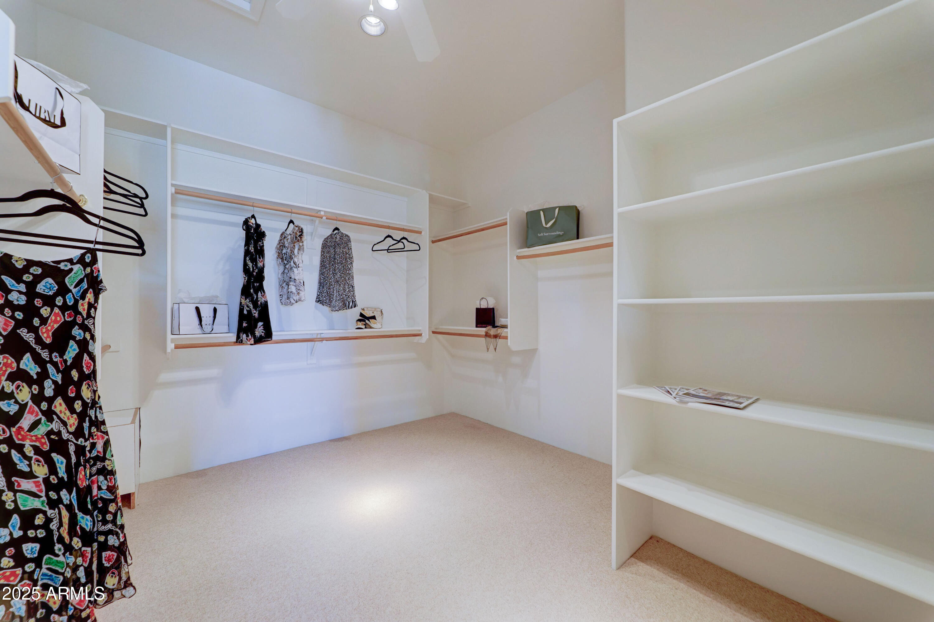 Gold Canyon, Arizona, 85119, United States, 3 Bedrooms Bedrooms, ,2 BathroomsBathrooms,Residential,For Sale,1992820