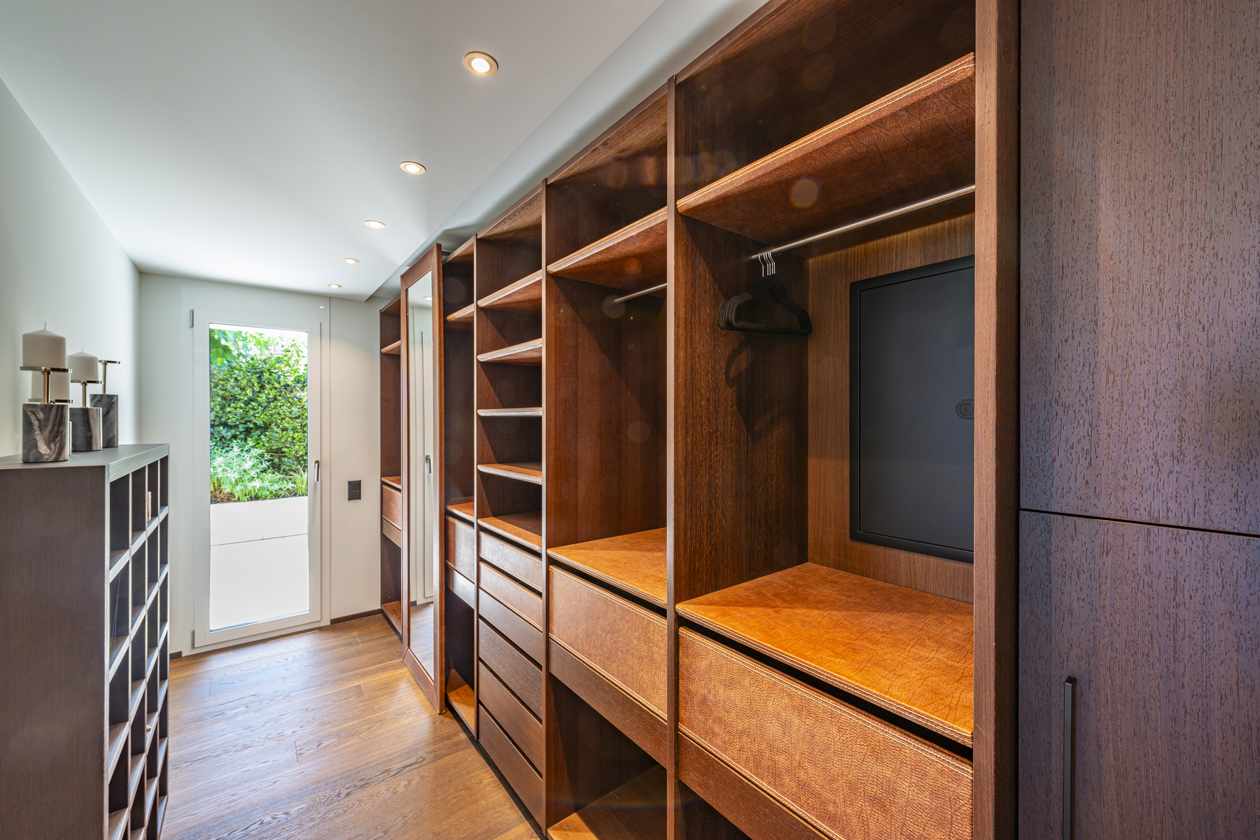  4.5-room apartment with large terrace, garden and lake view - 物件實景