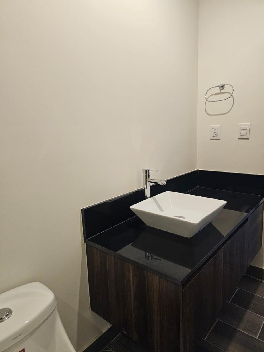 Querétaro, Querétaro, 76090, Mexico, 2 Bedrooms Bedrooms, ,2 BathroomsBathrooms,Residential,For Sale,1965683