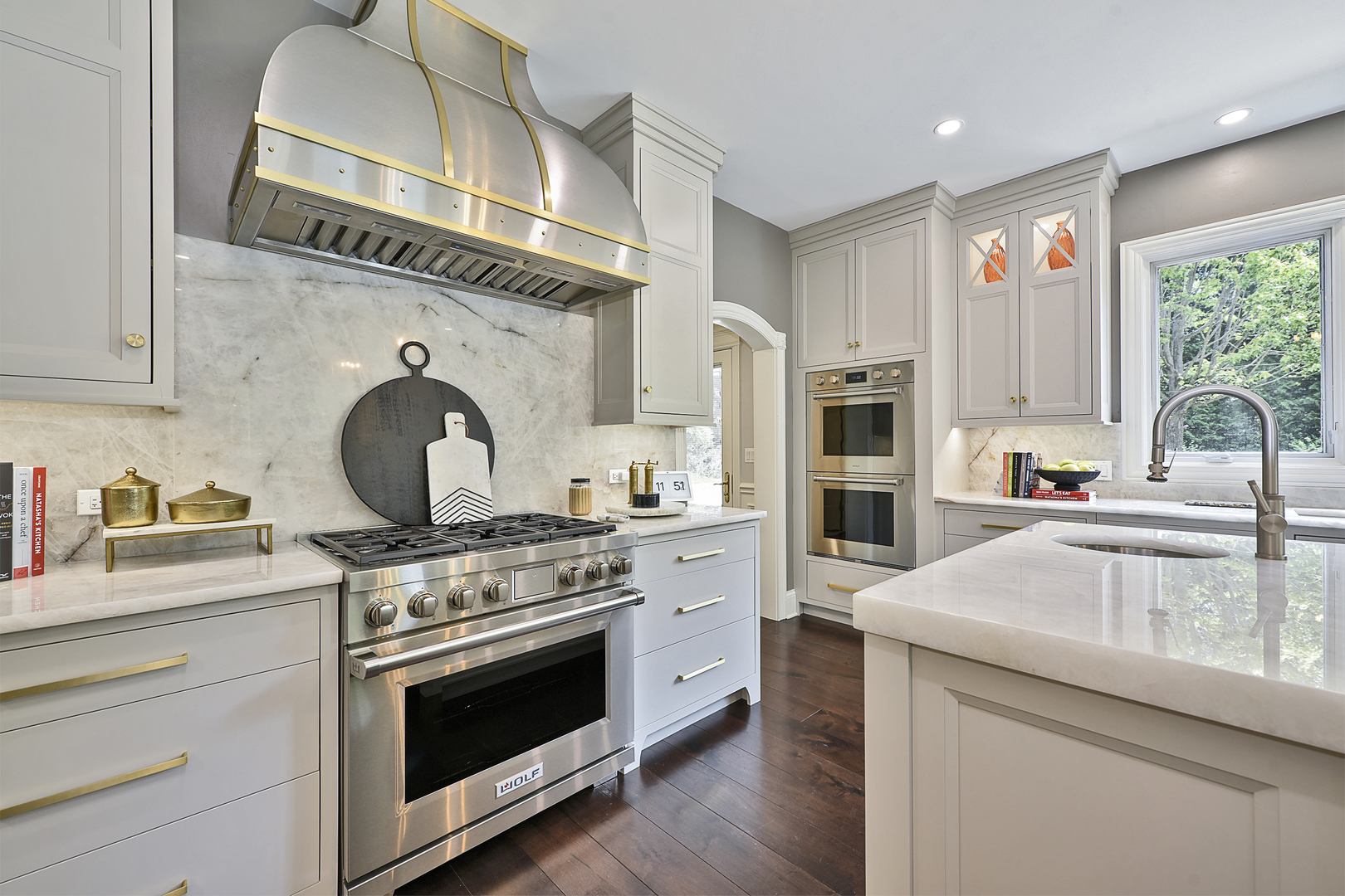 Inverness, Illinois, 60067, United States, 6 Bedrooms Bedrooms, ,10 BathroomsBathrooms,Residential,For Sale,1980609