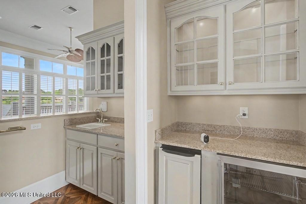 Gulfport, Mississippi, 39503, United States, 6 Bedrooms Bedrooms, ,7 BathroomsBathrooms,Residential,For Sale,2048640